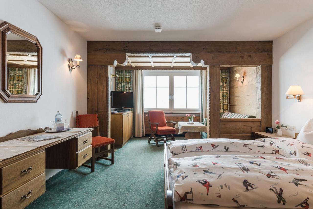 Bed & Breakfast Hotel Guggis Zürs Dış mekan fotoğraf