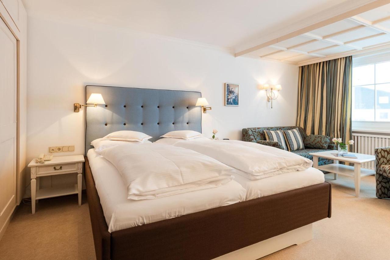 Bed & Breakfast Hotel Guggis Zürs Dış mekan fotoğraf