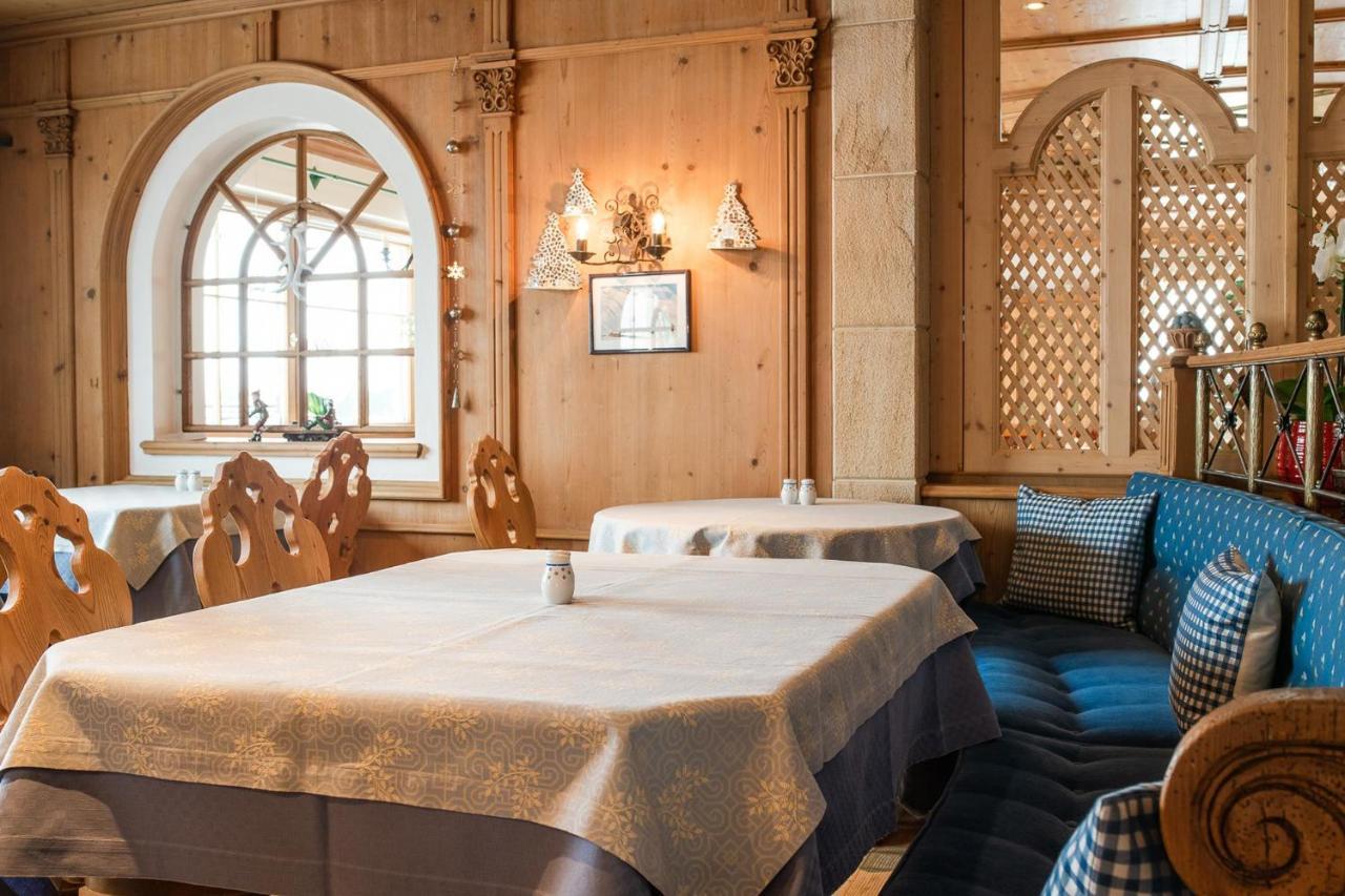 Bed & Breakfast Hotel Guggis Zürs Dış mekan fotoğraf