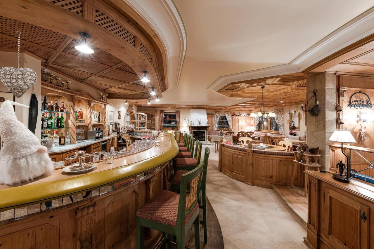 Bed & Breakfast Hotel Guggis Zürs Dış mekan fotoğraf