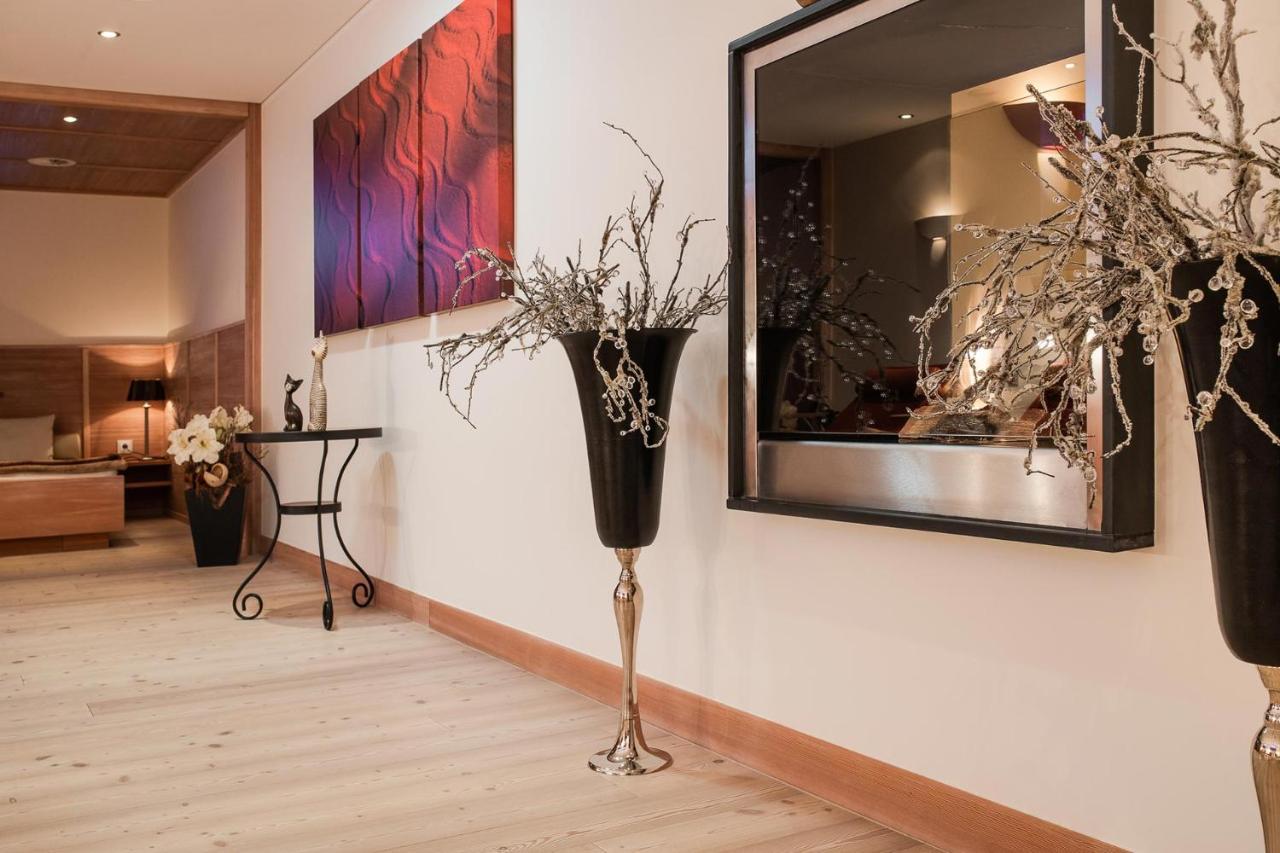 Bed & Breakfast Hotel Guggis Zürs Dış mekan fotoğraf